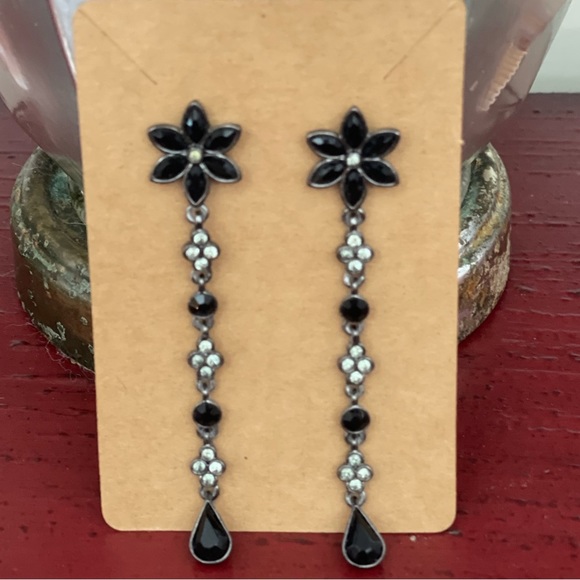 Jewelry - Fashion Jewelry Black Flower Rhinestone Dangle Earrings # 237